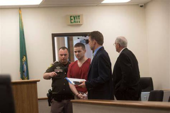 Fiancè of Randle Murder Suspect Turns Herself in, Held on 100,000 Bail
