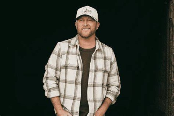 How Tall Is Cole Swindell? The Answer May Surprise You