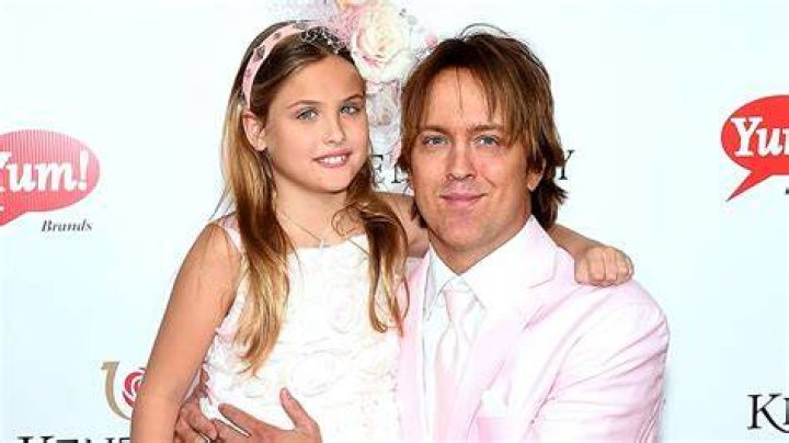 Larry Birkhead Net Worth February 2024, Salary, Age, Siblings, Bio