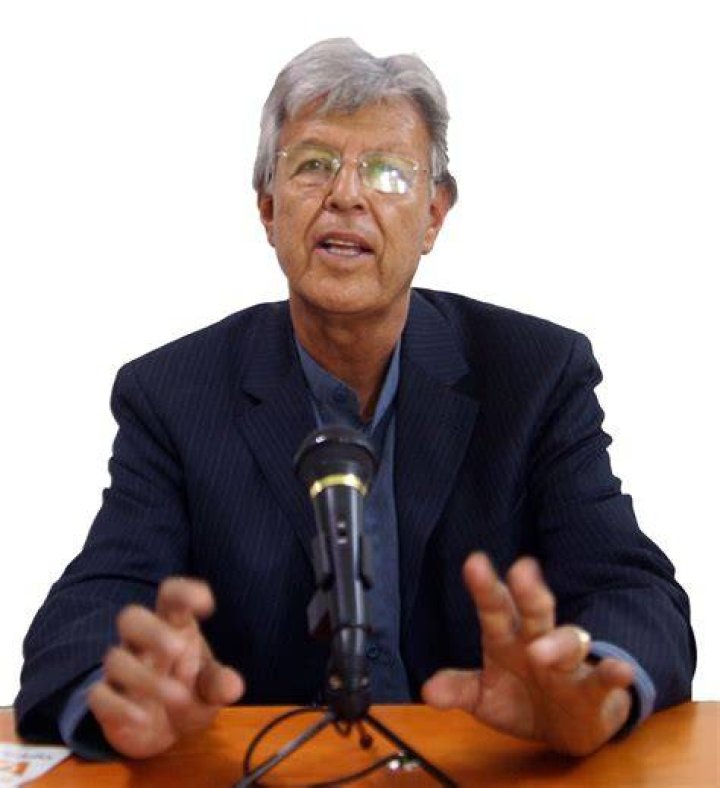 Muleros Blog Radio Entrevista con el Dr. Francisco Soto candidato de
