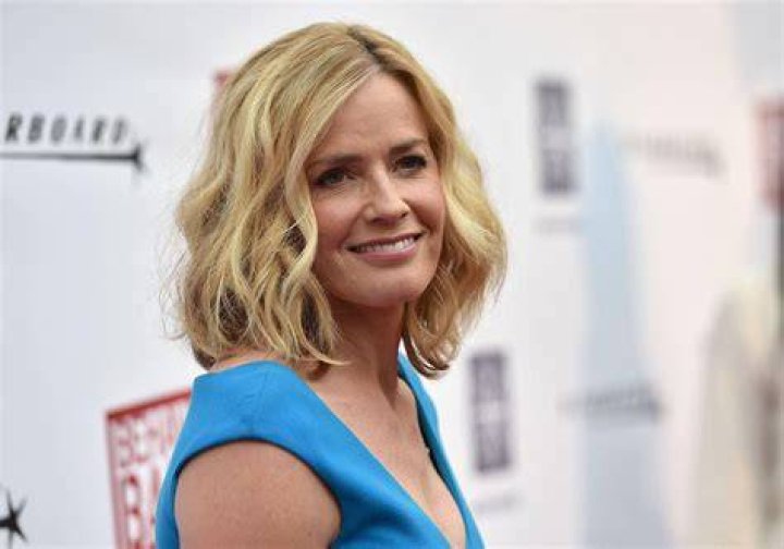 Wallpapers Hot Photos Elisabeth Shue New Photos